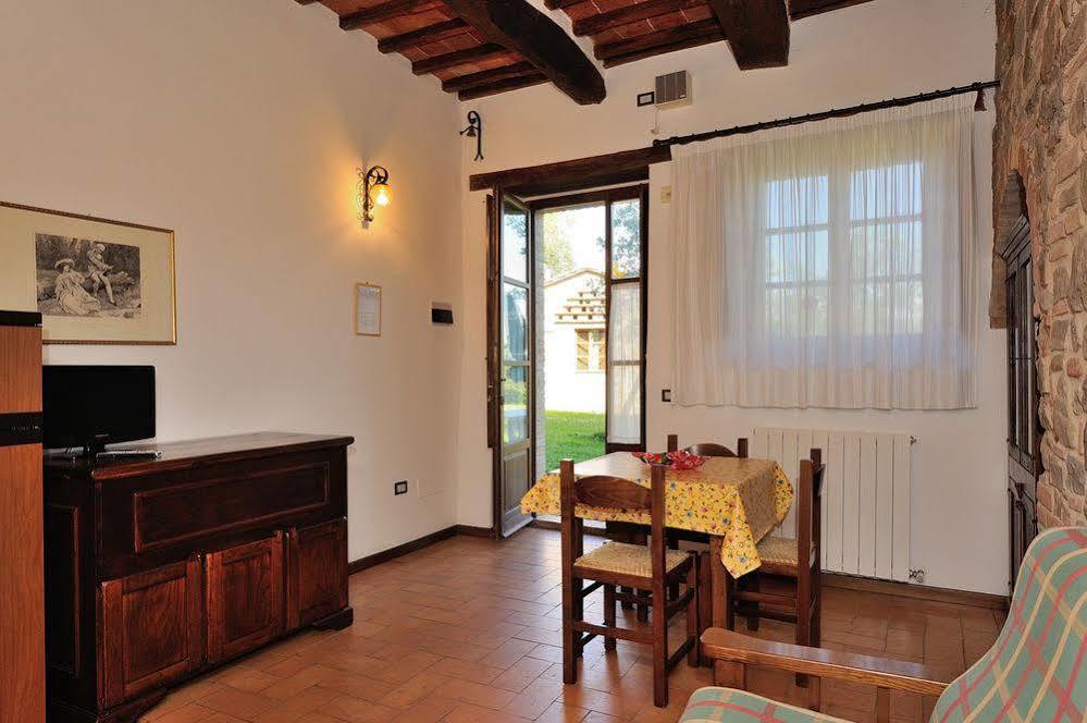 Relais Borgo Torale Hotel Passignano sul Trasimeno Exterior foto